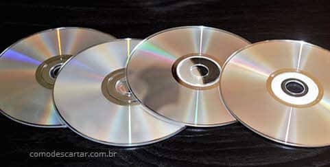 Como descartar CD e DVD