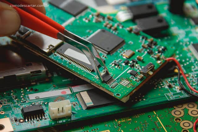 Como descartar placas de circuito, placas eletrônicas